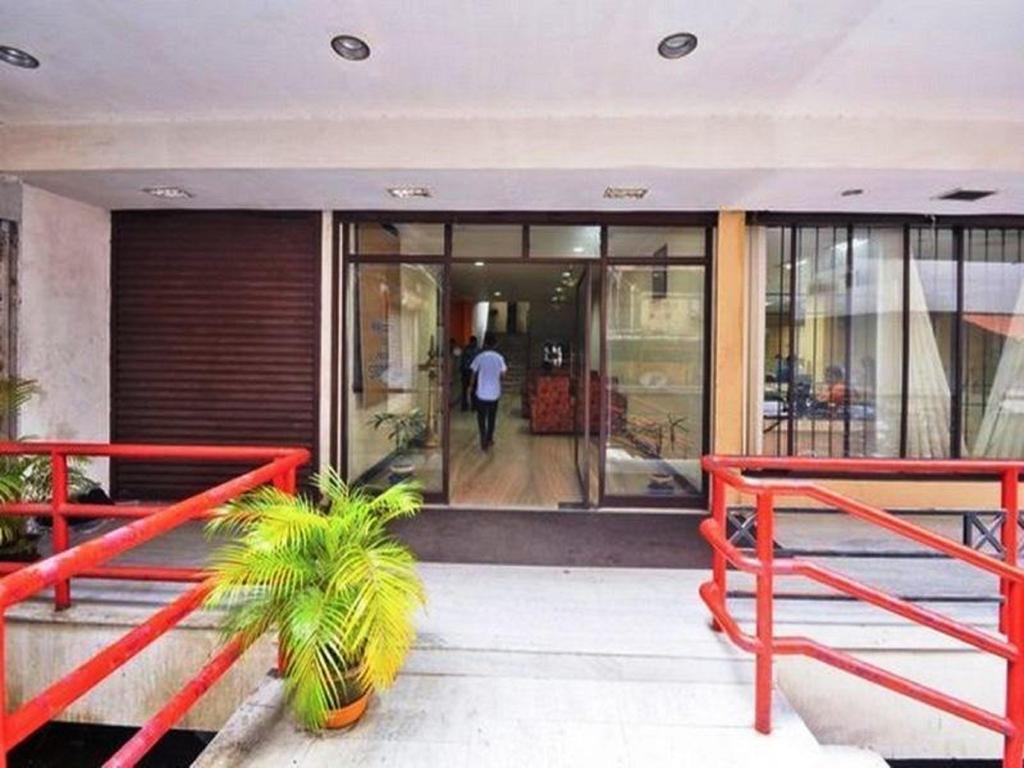 Hotel Srinivas Kochi Eksteriør bilde
