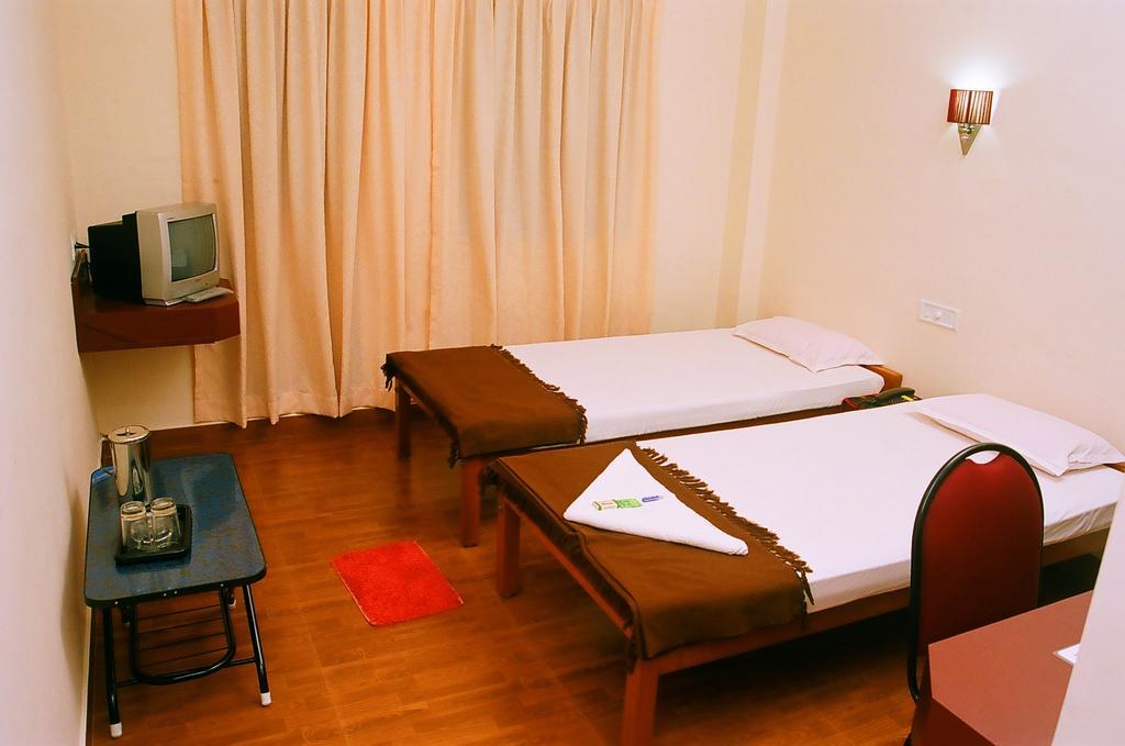 Hotel Srinivas Kochi Rom bilde