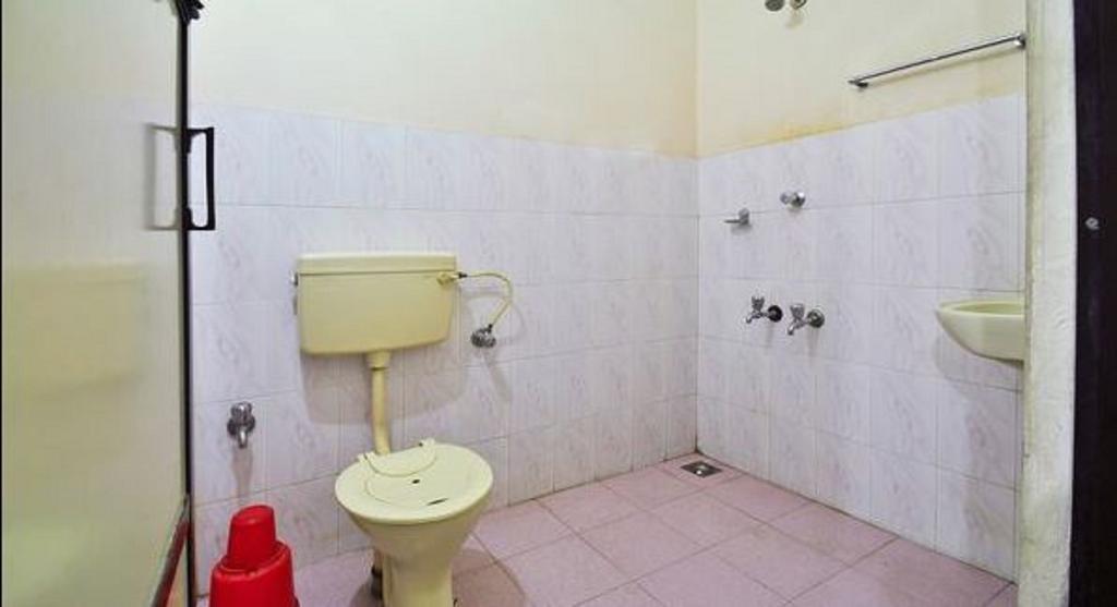 Hotel Srinivas Kochi Eksteriør bilde